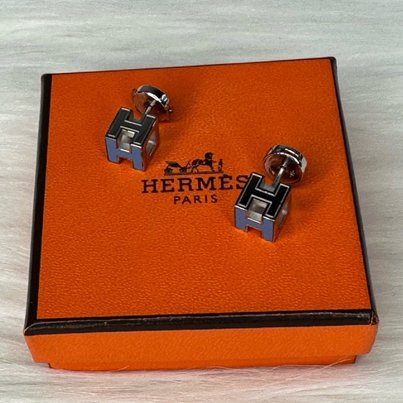 Hermès Pop H Cube Stud Earrings – White Enamel / Palladium – Made in France - Picture 11 of 12